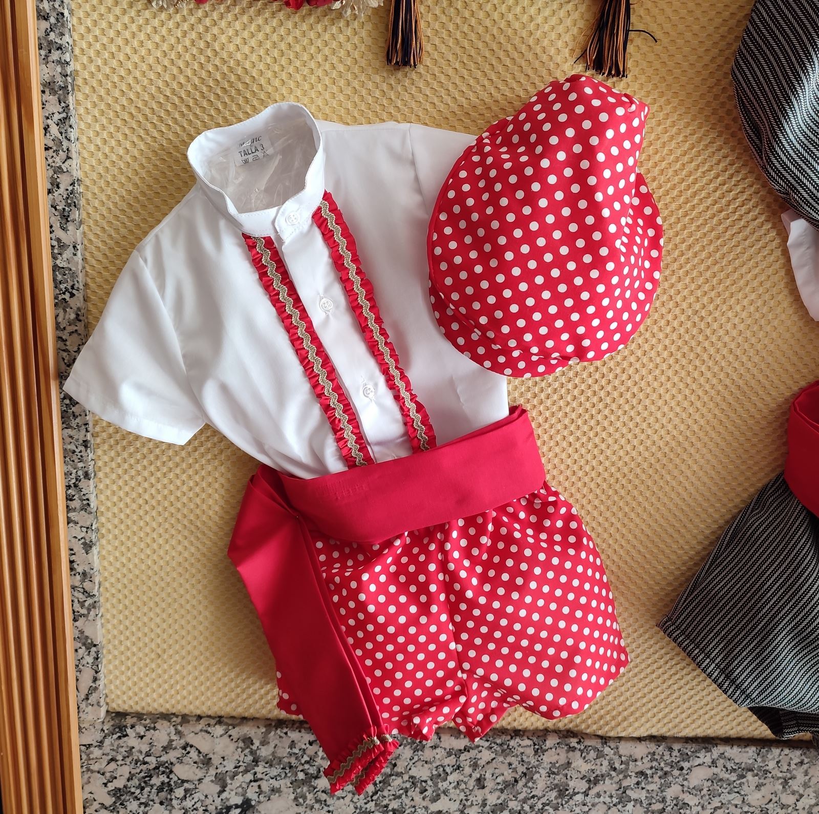Conjunto flamenco niño Camisa+pantalon rojo lunar blanco+fajin