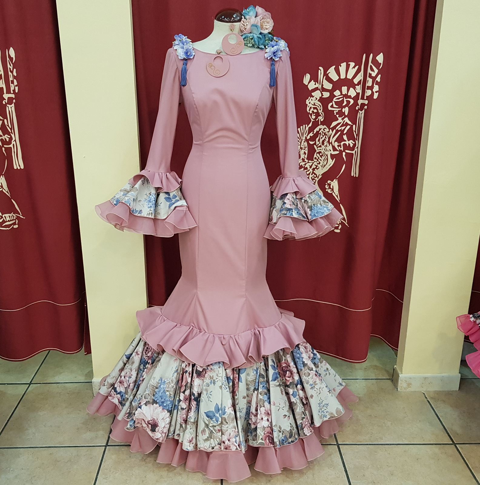 RAMILLETE FLORES FLAMENCA - Modelo Mediano (PERSONALIZADO