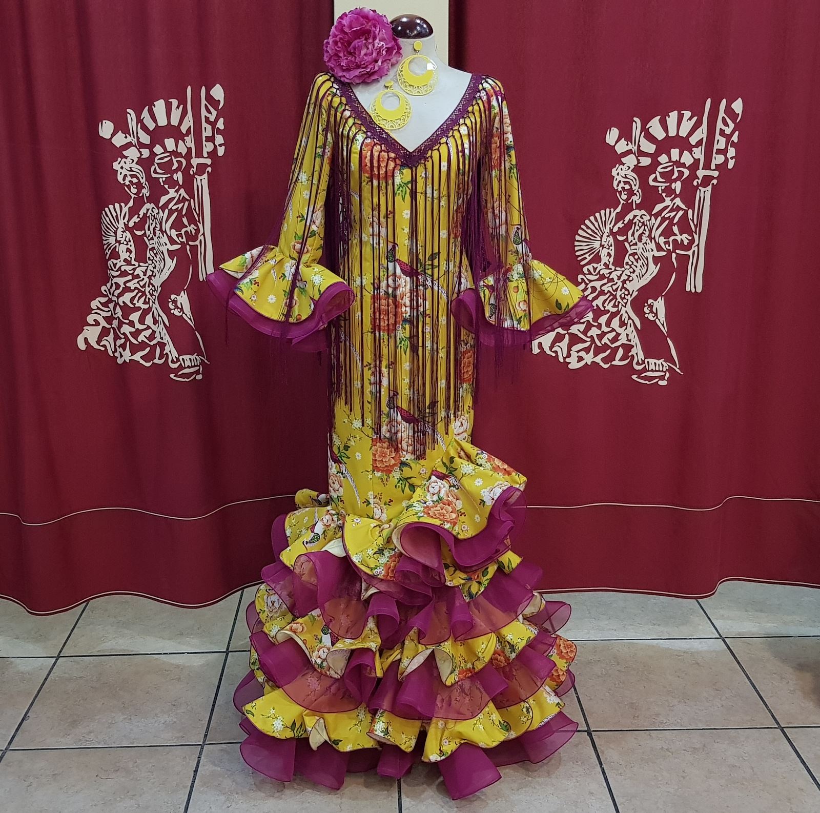 Vestido de flamenca 009 para niña estampado de flores amarillas y
